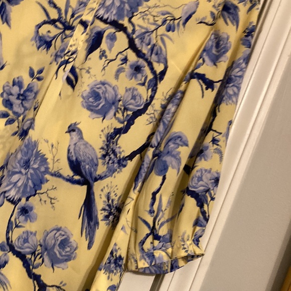 Talbots Floral - Yellow and Blue 3/3 sleeve top - Picture 4 of 8